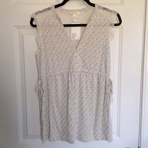 H&M Mama lace flutter sleeve maternity tank blouse - Cream print (Size Small)